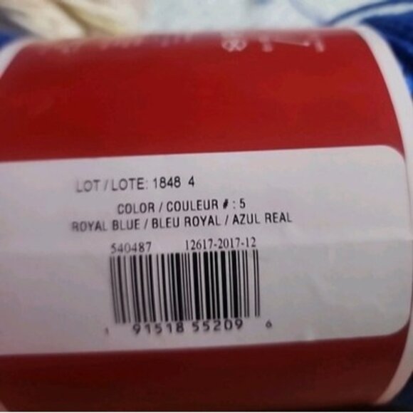 Lot Of 3 Yarns, I Love This Yarn And Baby Kitty Hat Kit, And Big Blue Craftsmart - Picture 6 of 16